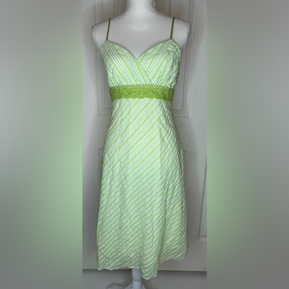 Studio 1940 Lime Green striped V-Neck sundress with crochet accented bod…